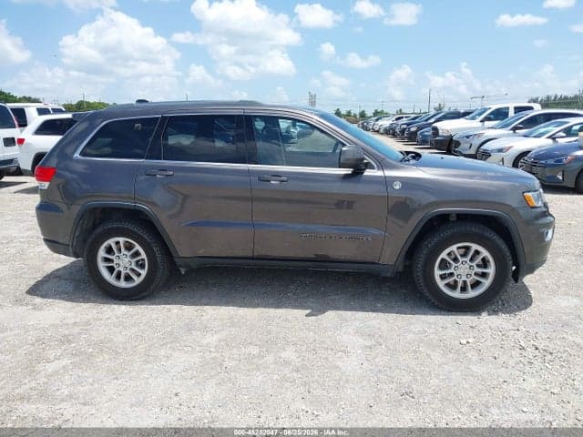 2019 JEEP GRAND CHEROKEE LAREDO E 4X4 13
