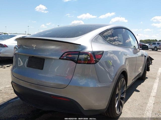 2024 TESLA MODEL Y PERFORMANCE DUAL MOTOR ALL-WHEEL DRIVE 4