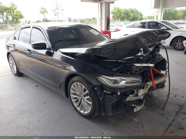 2021 BMW 530I 1