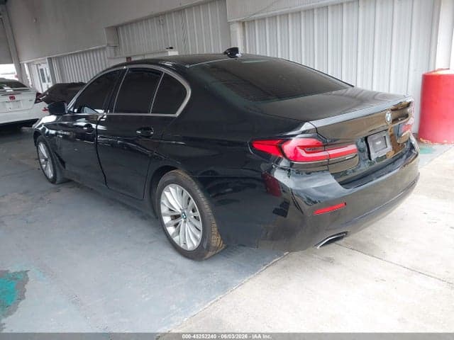 2021 BMW 530I 3
