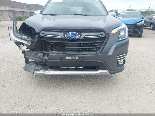 2023 SUBARU FORESTER TOURING 6