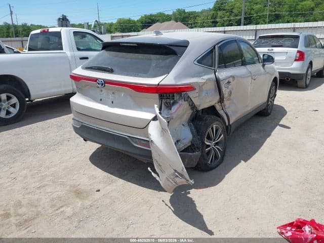 2024 TOYOTA VENZA LE 4