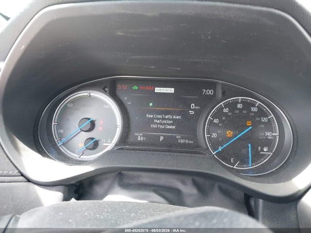 2024 TOYOTA VENZA LE 7