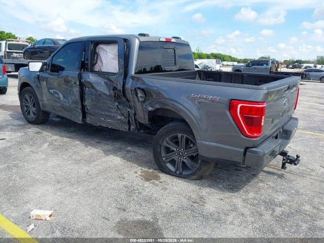 2023 FORD F-150 XLT 3