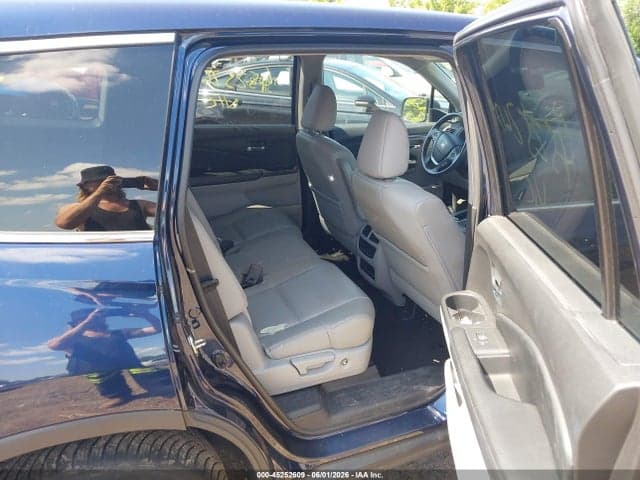 2017 HONDA PILOT EX-L 8
