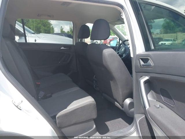 2020 VOLKSWAGEN TIGUAN 2.0T S 8
