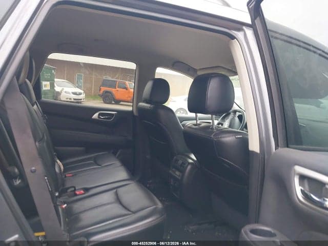 2018 NISSAN PATHFINDER SL 8