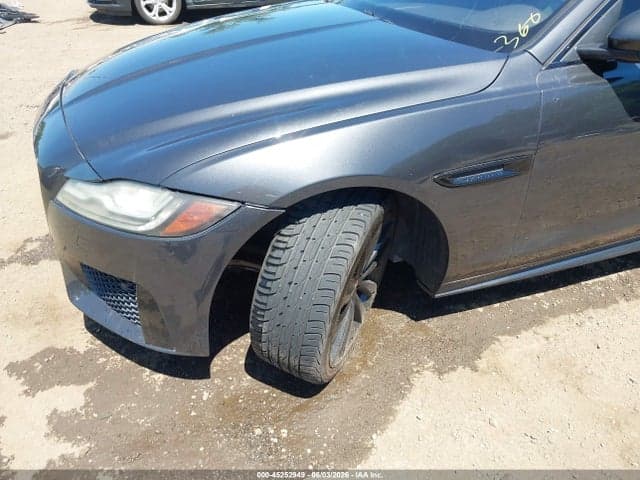 2017 JAGUAR XF S 6