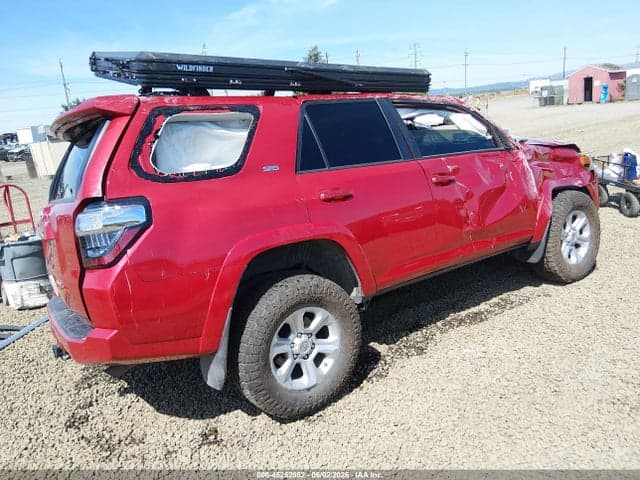 2021 TOYOTA 4RUNNER SR5 4