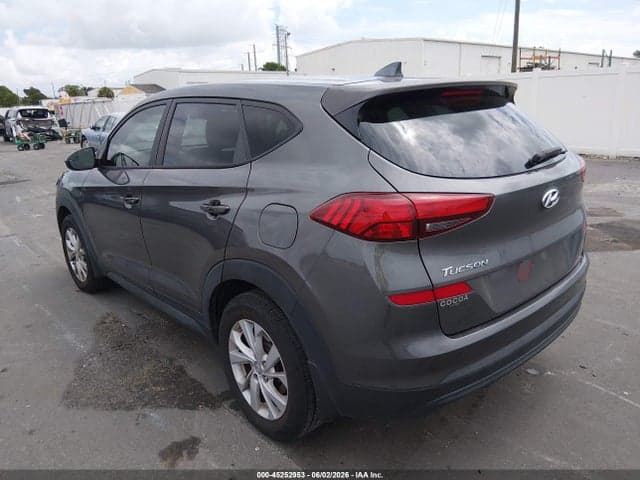 2020 HYUNDAI TUCSON SE 3