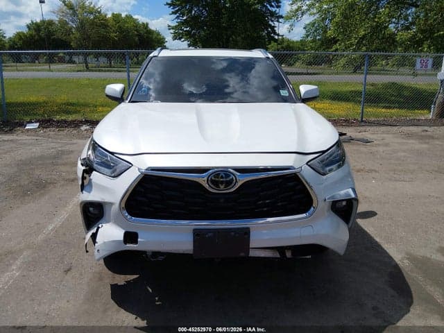 2022 TOYOTA HIGHLANDER PLATINUM 12