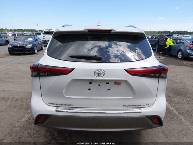 2022 TOYOTA HIGHLANDER PLATINUM 16