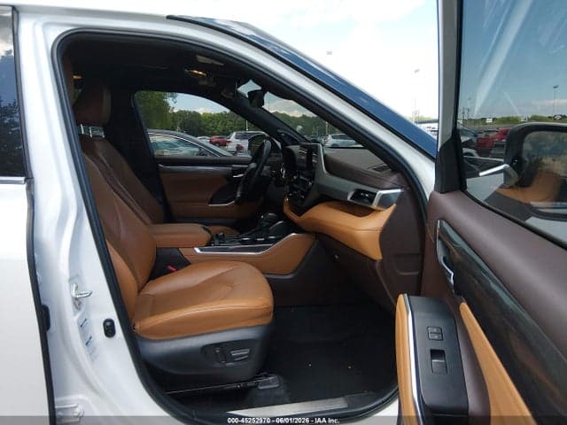 2022 TOYOTA HIGHLANDER PLATINUM 5