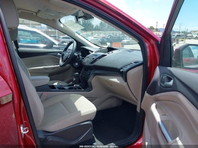 2017 FORD ESCAPE SE 5