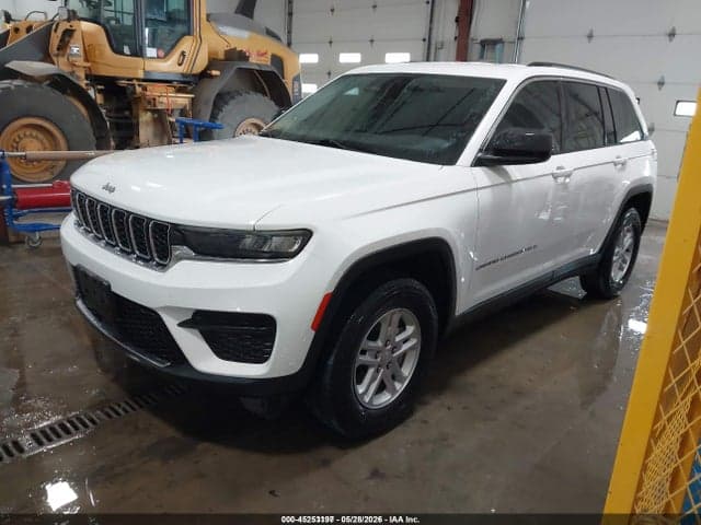 2023 JEEP GRAND CHEROKEE LAREDO 4X4 2