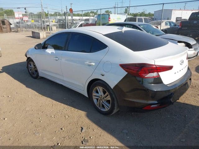 2020 HYUNDAI ELANTRA SEL 3