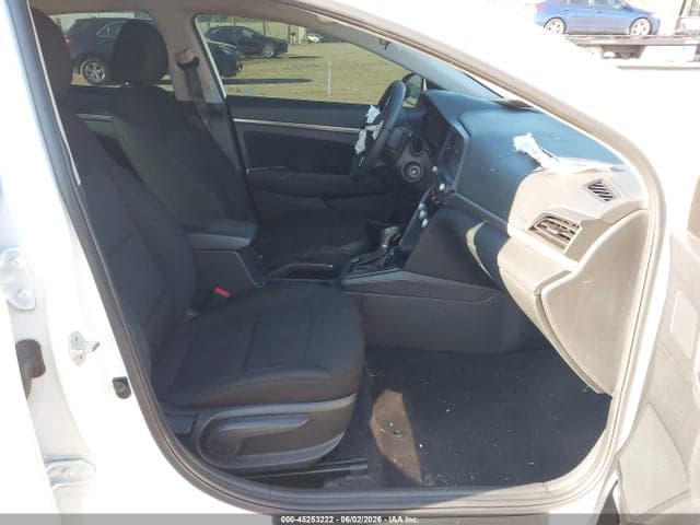 2020 HYUNDAI ELANTRA SEL 5