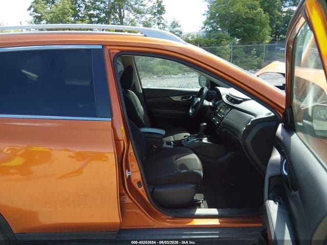 2018 NISSAN ROGUE SV 5