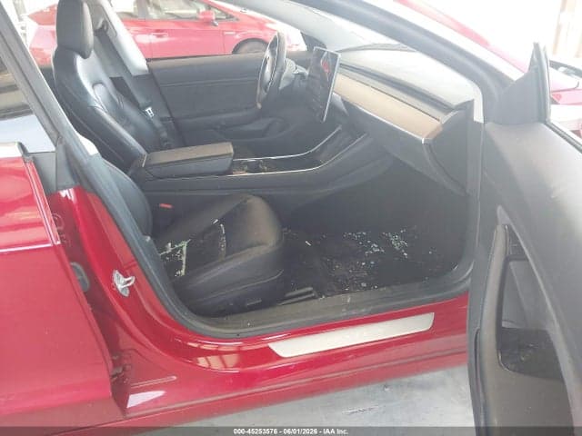 2018 TESLA MODEL 3 LONG RANGE/PERFORMANCE 6