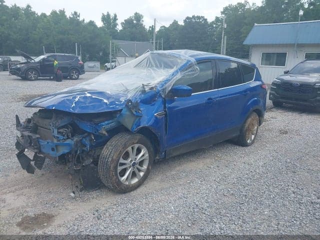 2017 FORD ESCAPE SE 2