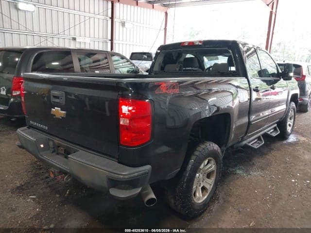 2017 CHEVROLET SILVERADO 1500 2LT 4
