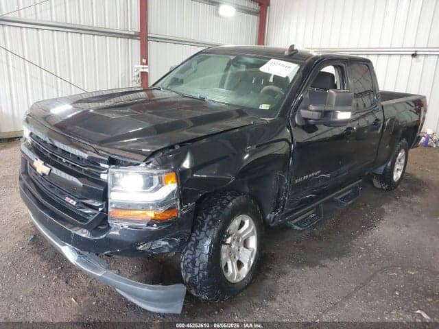 2017 CHEVROLET SILVERADO 1500 2LT 6