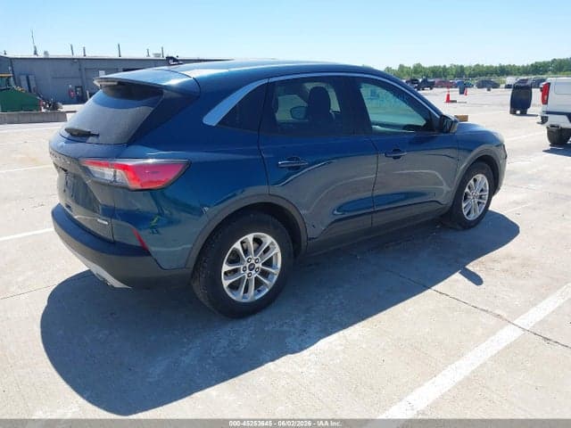 2020 FORD ESCAPE SE 4