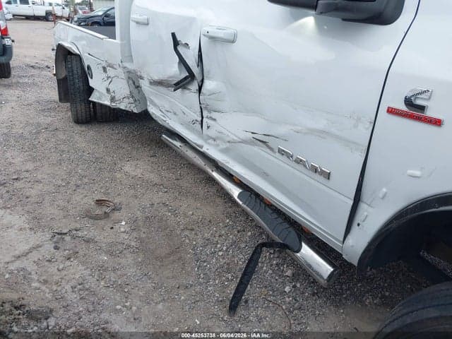 2025 RAM 5500 CHASSIS TRADESMAN/BIG HORN 12