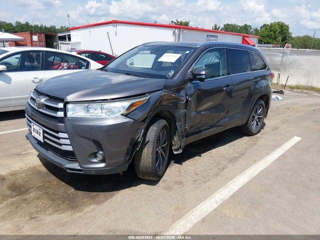 2017 TOYOTA HIGHLANDER XLE 2