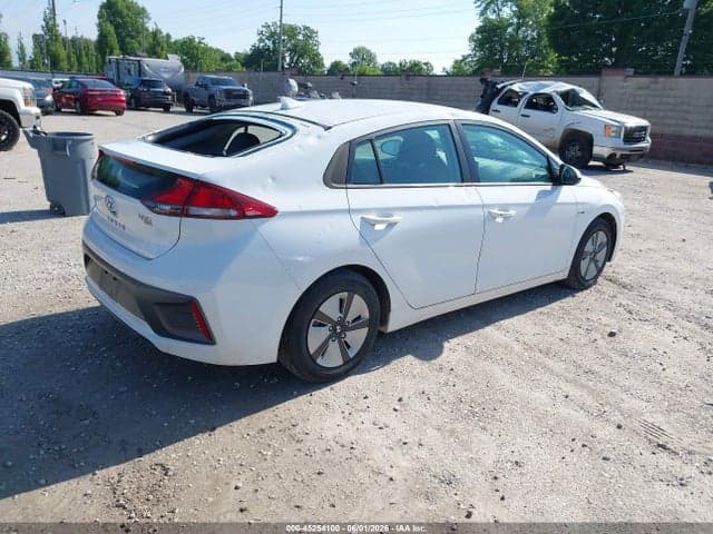 2020 HYUNDAI IONIQ HYBRID BLUE 4