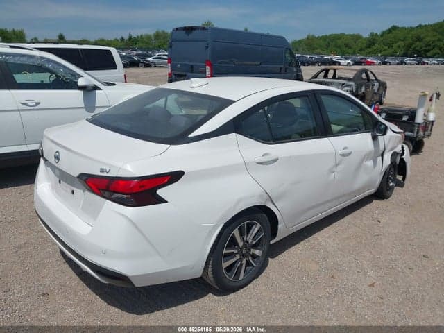 2021 NISSAN VERSA SV XTRONIC CVT 4