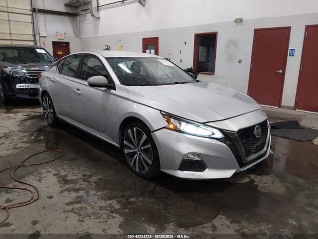 2019 NISSAN ALTIMA 2.5 SR 13
