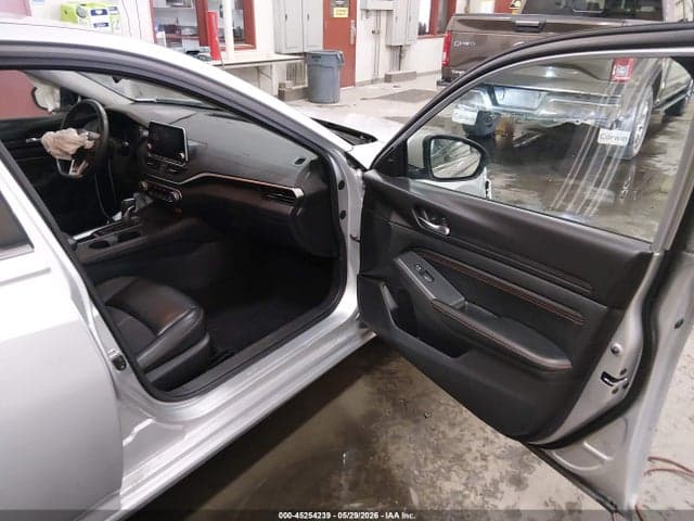 2019 NISSAN ALTIMA 2.5 SR 5