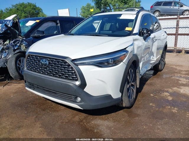 2025 TOYOTA COROLLA CROSS XLE 2