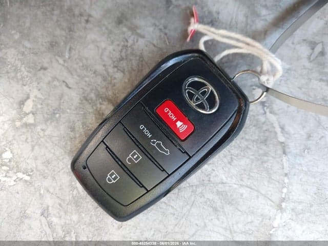 2025 TOYOTA COROLLA CROSS XLE 11