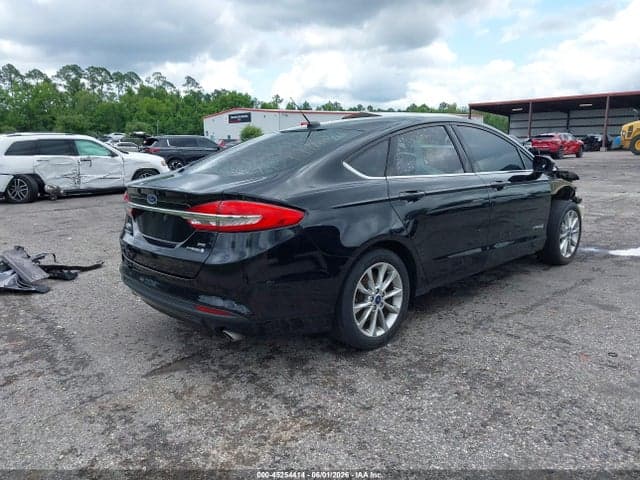 2017 FORD FUSION HYBRID SE 4