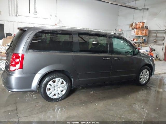 2017 DODGE GRAND CARAVAN SE 18