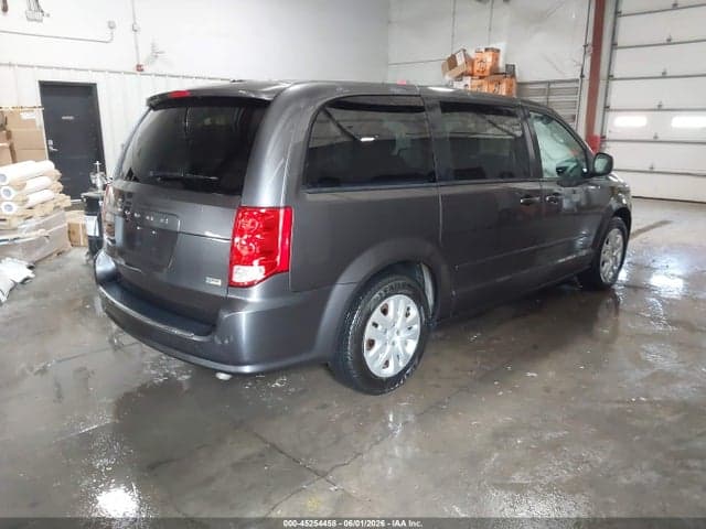 2017 DODGE GRAND CARAVAN SE 4