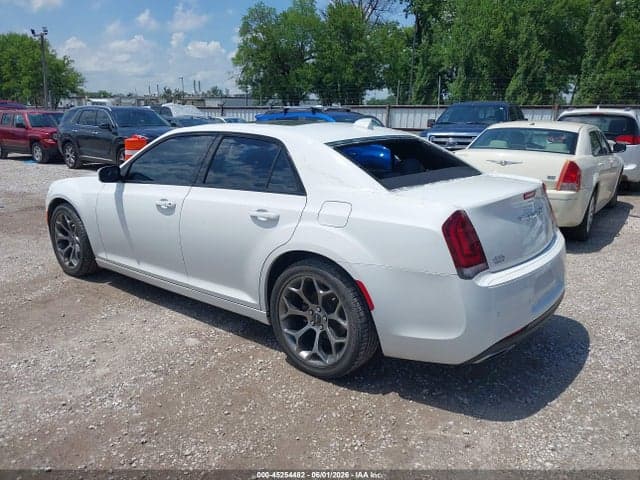 2018 CHRYSLER 300 300S 4