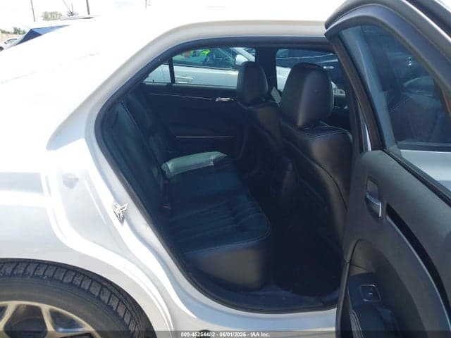 2018 CHRYSLER 300 300S 9
