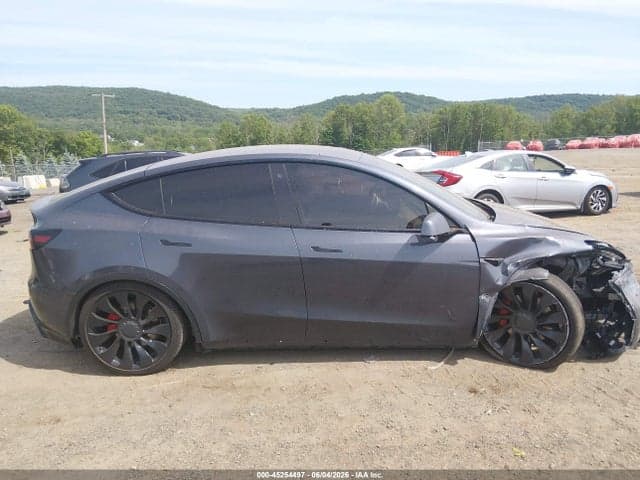 2022 TESLA MODEL Y PERFORMANCE DUAL MOTOR ALL-WHEEL DRIVE 13