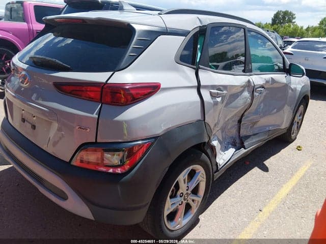 2023 HYUNDAI KONA SEL 4