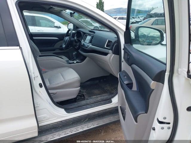 2018 TOYOTA HIGHLANDER LE PLUS 5