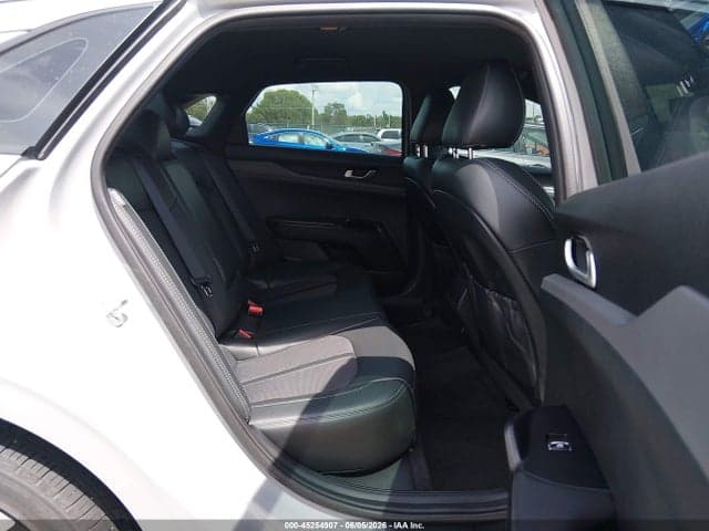 2022 KIA K5 GT-LINE 8