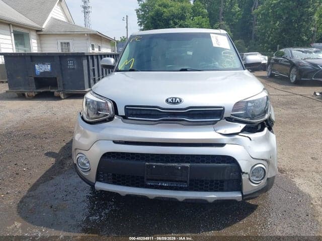 2019 KIA SOUL + 6
