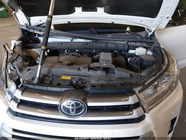 2018 TOYOTA HIGHLANDER XLE 10