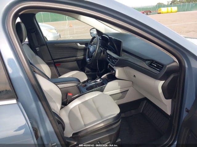 2023 FORD ESCAPE PLATINUM 5