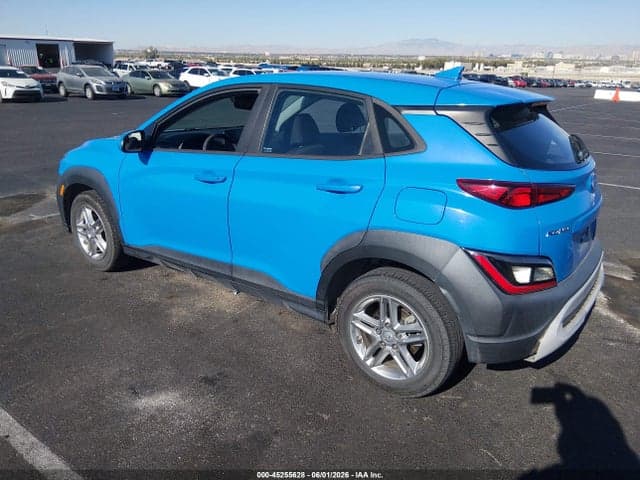 2022 HYUNDAI KONA SE 3