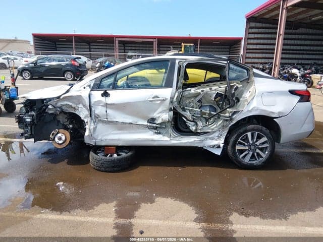 2020 NISSAN VERSA SV XTRONIC CVT 15