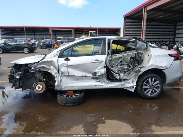 2020 NISSAN VERSA SV XTRONIC CVT 6
